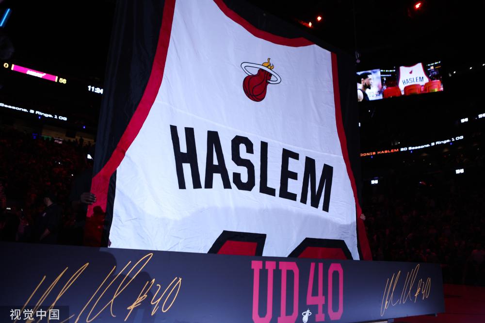 在这场激烈 在这场激烈