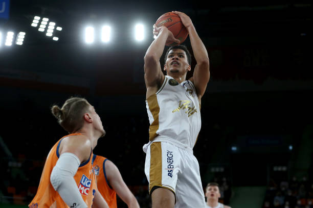 他的技术特 他的技术特